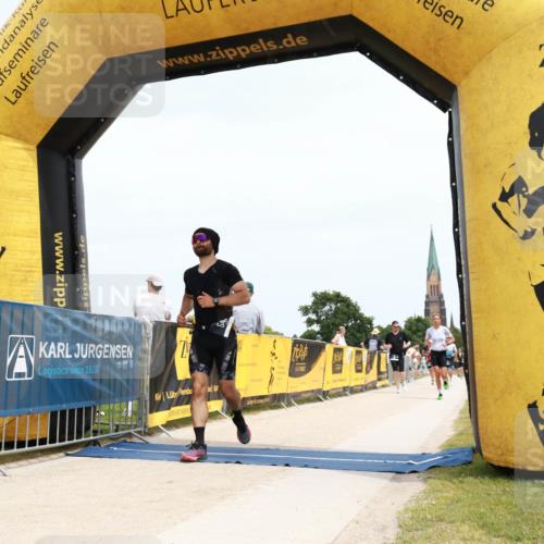 22.06.2025 - Viking Triathlon H.Heesch http://msf.ph/oto/8094083 22.06.2025 14:01:42 Laufen 13, 383, 542 meine-sportfotos.de