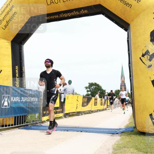 22.06.2025 - Viking Triathlon H.Heesch http://msf.ph/oto/8094087 22.06.2025 14:01:42 Laufen 13, 383, 542 meine-sportfotos.de