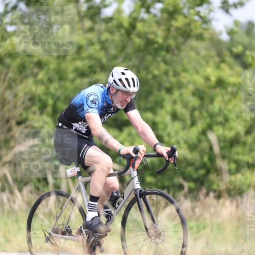 22.06.2025 - Viking Triathlon Yannick Fuchs http://msf.ph/oto/8094088 22.06.2025 13:44:23 Radfahren 165, 634 meine-sportfotos.de