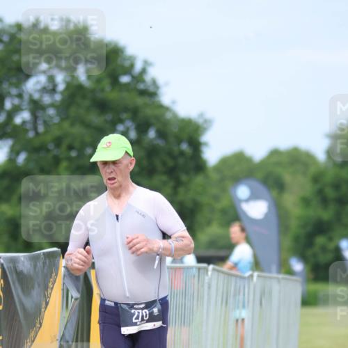 22.06.2025 - Viking Triathlon H.Heesch http://msf.ph/oto/8094100 22.06.2025 17:18:05 Laufen 270 meine-sportfotos.de