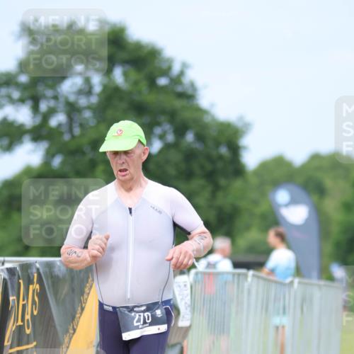 22.06.2025 - Viking Triathlon H.Heesch http://msf.ph/oto/8094119 22.06.2025 17:18:06 Laufen 270 meine-sportfotos.de