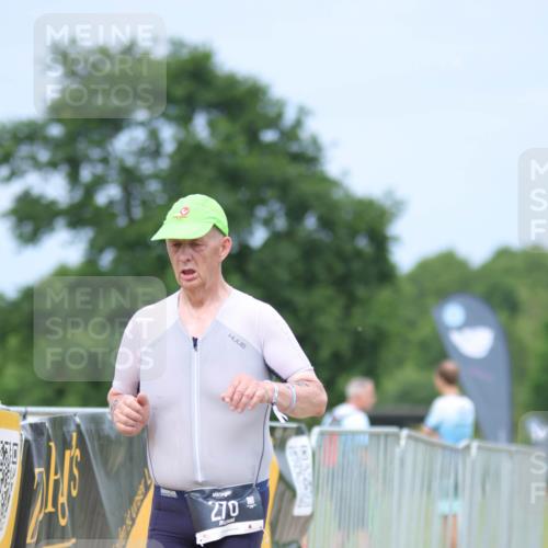 22.06.2025 - Viking Triathlon H.Heesch http://msf.ph/oto/8094132 22.06.2025 17:18:06 Laufen 270 meine-sportfotos.de