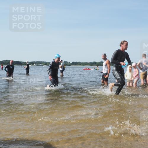 22.06.2025 - Viking Triathlon KatJ http://msf.ph/oto/8094139 22.06.2025 10:29:29 Schwimmen 6, 11, 30, 33, 243, 612 meine-sportfotos.de