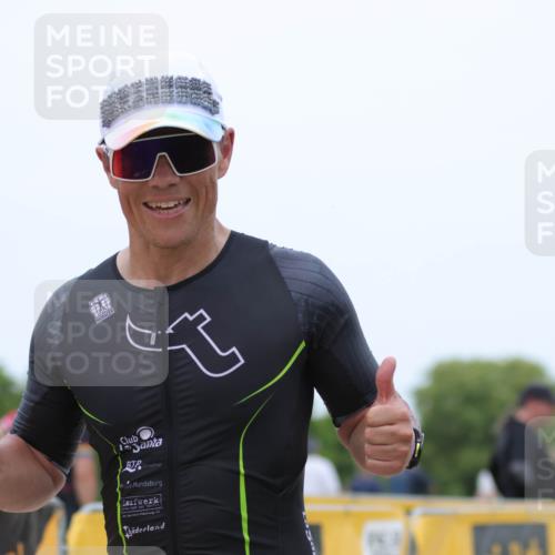 22.06.2025 - Viking Triathlon H.Heesch http://msf.ph/oto/8094175 22.06.2025 15:20:49 Laufen 356 meine-sportfotos.de