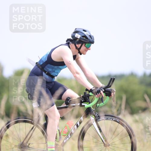 22.06.2025 - Viking Triathlon Yannick Fuchs http://msf.ph/oto/8094178 22.06.2025 13:44:49 Radfahren 136 meine-sportfotos.de