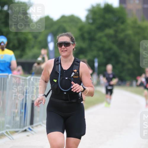 22.06.2025 - Viking Triathlon H.Heesch http://msf.ph/oto/8094180 22.06.2025 15:21:12 Laufen 16 meine-sportfotos.de