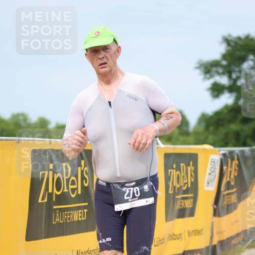22.06.2025 - Viking Triathlon H.Heesch http://msf.ph/oto/8094181 22.06.2025 17:18:07 Laufen 270 meine-sportfotos.de