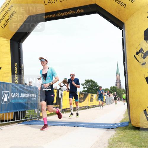 22.06.2025 - Viking Triathlon H.Heesch http://msf.ph/oto/8094226 22.06.2025 14:02:47 Laufen 397, 466, 495 meine-sportfotos.de