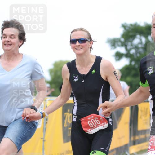 22.06.2025 - Viking Triathlon H.Heesch http://msf.ph/oto/8094228 22.06.2025 15:21:22 Laufen 606, 619 meine-sportfotos.de