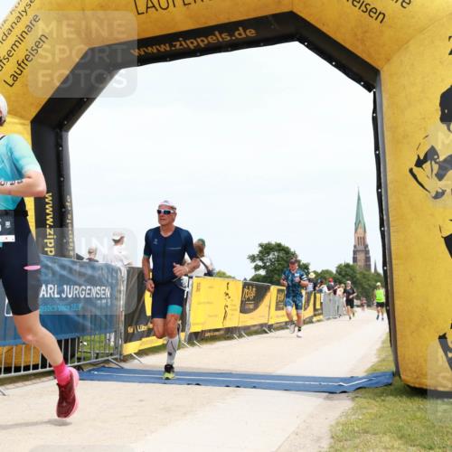 22.06.2025 - Viking Triathlon H.Heesch http://msf.ph/oto/8094232 22.06.2025 14:02:47 Laufen 397, 466, 495 meine-sportfotos.de