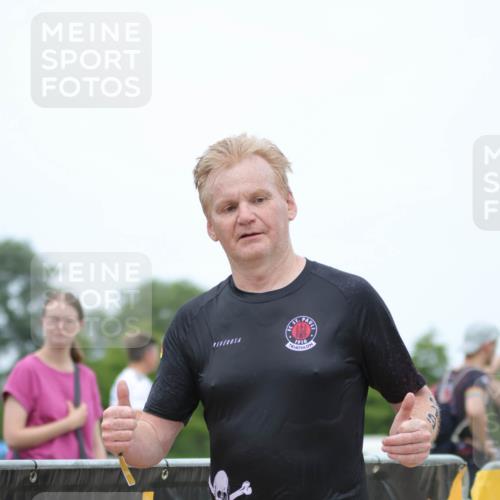22.06.2025 - Viking Triathlon H.Heesch http://msf.ph/oto/8094252 22.06.2025 15:21:26 Laufen 619 meine-sportfotos.de