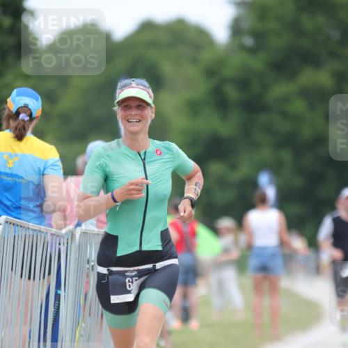 22.06.2025 - Viking Triathlon H.Heesch http://msf.ph/oto/8094312 22.06.2025 15:22:05 Laufen 65, 121 meine-sportfotos.de