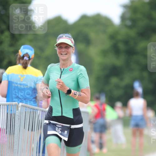 22.06.2025 - Viking Triathlon H.Heesch http://msf.ph/oto/8094316 22.06.2025 15:22:06 Laufen 65, 121 meine-sportfotos.de
