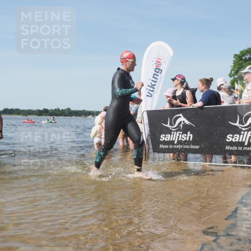 22.06.2025 - Viking Triathlon KatJ http://msf.ph/oto/8094330 22.06.2025 10:29:36 Schwimmen 6, 612 meine-sportfotos.de