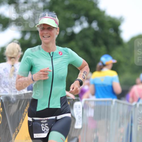 22.06.2025 - Viking Triathlon H.Heesch http://msf.ph/oto/8094349 22.06.2025 15:22:07 Laufen 65, 121 meine-sportfotos.de