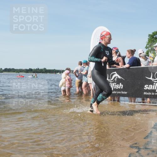 22.06.2025 - Viking Triathlon KatJ http://msf.ph/oto/8094352 22.06.2025 10:29:36 Schwimmen 6, 612 meine-sportfotos.de
