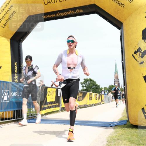 22.06.2025 - Viking Triathlon H.Heesch http://msf.ph/oto/8094392 22.06.2025 14:04:28 Laufen 269, 381, 458, 609 meine-sportfotos.de