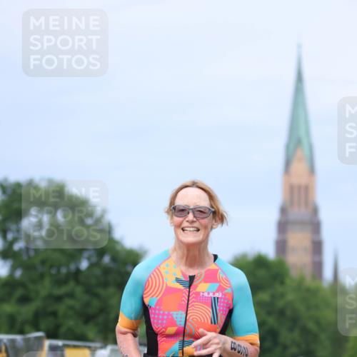 22.06.2025 - Viking Triathlon H.Heesch http://msf.ph/oto/8094454 22.06.2025 17:18:59 Laufen 268 meine-sportfotos.de
