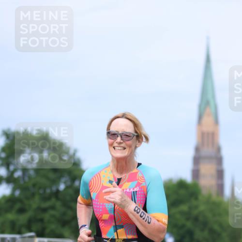 22.06.2025 - Viking Triathlon H.Heesch http://msf.ph/oto/8094461 22.06.2025 17:18:59 Laufen 268 meine-sportfotos.de