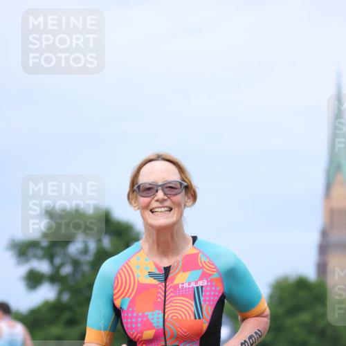 22.06.2025 - Viking Triathlon H.Heesch http://msf.ph/oto/8094486 22.06.2025 17:18:59 Laufen 268 meine-sportfotos.de