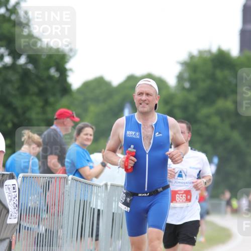 22.06.2025 - Viking Triathlon H.Heesch http://msf.ph/oto/8094646 22.06.2025 16:07:33 Laufen 109, 290, 656 meine-sportfotos.de