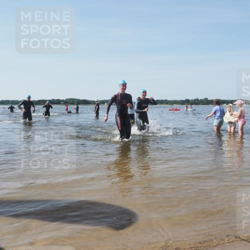 22.06.2025 - Viking Triathlon KatJ http://msf.ph/oto/8094654 22.06.2025 10:30:01 Schwimmen 175, 203, 264, 299, 374, 473 meine-sportfotos.de