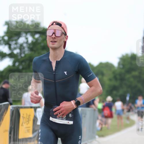22.06.2025 - Viking Triathlon H.Heesch http://msf.ph/oto/8094679 22.06.2025 15:24:11 Laufen 185 meine-sportfotos.de
