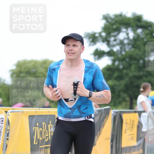 22.06.2025 - Viking Triathlon H.Heesch http://msf.ph/oto/8094750 22.06.2025 15:24:21 Laufen 298, 607 meine-sportfotos.de