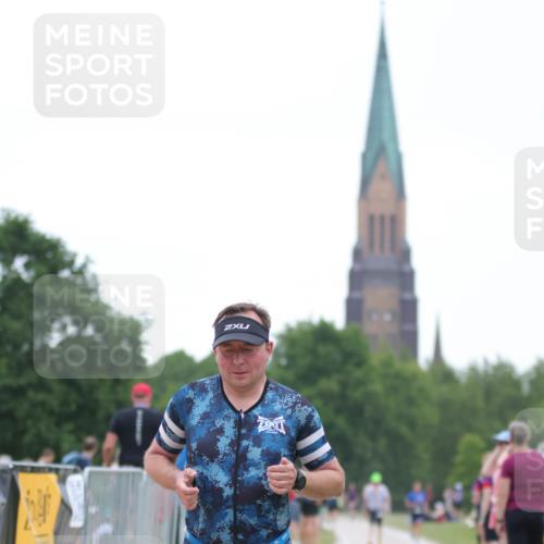 22.06.2025 - Viking Triathlon H.Heesch http://msf.ph/oto/8094751 22.06.2025 16:08:22 Laufen 466 meine-sportfotos.de