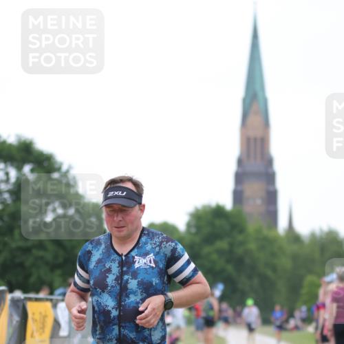 22.06.2025 - Viking Triathlon H.Heesch http://msf.ph/oto/8094782 22.06.2025 16:08:22 Laufen 466 meine-sportfotos.de