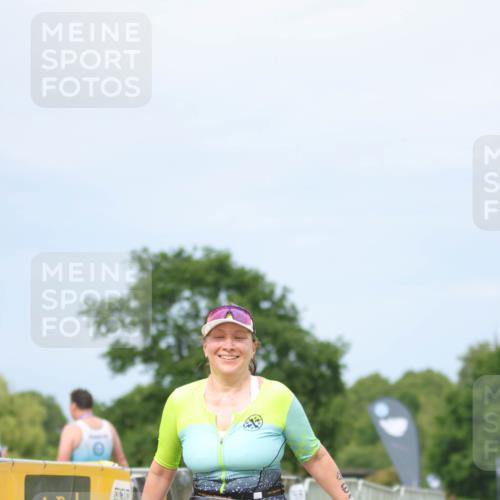 22.06.2025 - Viking Triathlon H.Heesch http://msf.ph/oto/8094790 22.06.2025 17:19:21 Laufen 468 meine-sportfotos.de