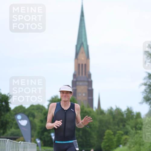 22.06.2025 - Viking Triathlon H.Heesch http://msf.ph/oto/8094882 22.06.2025 17:23:26 Laufen 346 meine-sportfotos.de