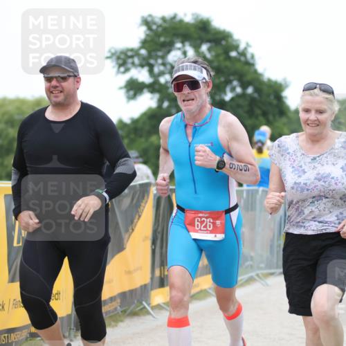 22.06.2025 - Viking Triathlon H.Heesch http://msf.ph/oto/8094901 22.06.2025 15:24:57 Laufen 626 meine-sportfotos.de