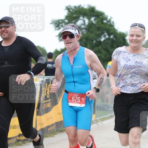 22.06.2025 - Viking Triathlon H.Heesch http://msf.ph/oto/8094908 22.06.2025 15:24:57 Laufen 626 meine-sportfotos.de