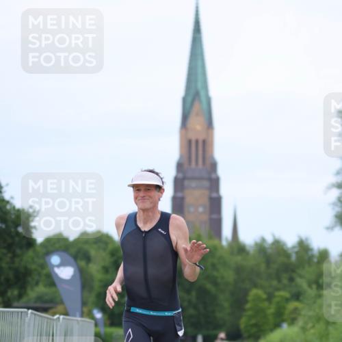 22.06.2025 - Viking Triathlon H.Heesch http://msf.ph/oto/8094926 22.06.2025 17:23:27 Laufen 346 meine-sportfotos.de