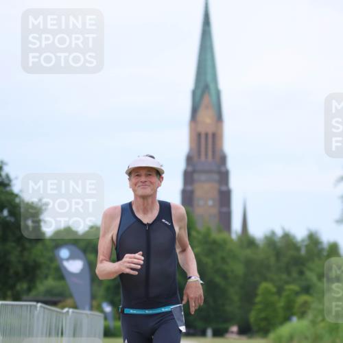22.06.2025 - Viking Triathlon H.Heesch http://msf.ph/oto/8094955 22.06.2025 17:23:27 Laufen 346 meine-sportfotos.de