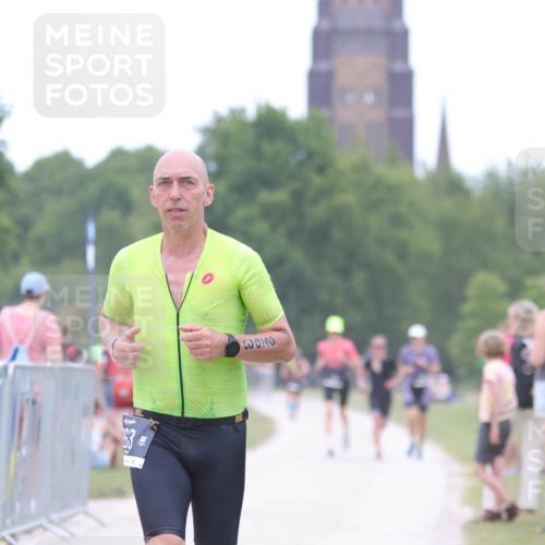 22.06.2025 - Viking Triathlon H.Heesch http://msf.ph/oto/8095003 22.06.2025 15:25:31 Laufen 22, 263, 625 meine-sportfotos.de