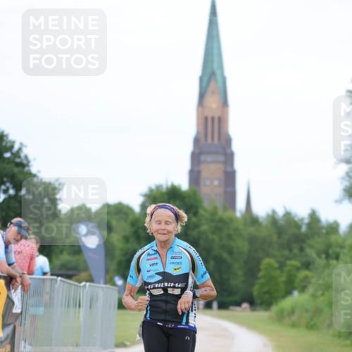 22.06.2025 - Viking Triathlon H.Heesch http://msf.ph/oto/8095008 22.06.2025 17:26:27 Laufen 190 meine-sportfotos.de
