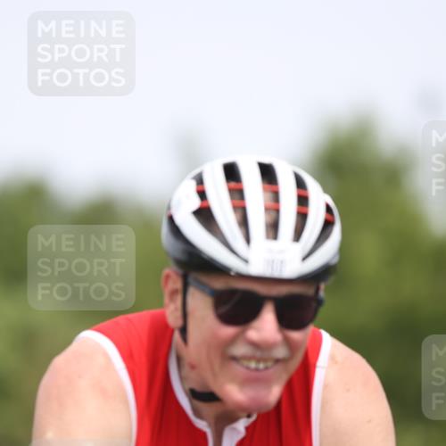 22.06.2025 - Viking Triathlon Yannick Fuchs http://msf.ph/oto/8095011 22.06.2025 13:52:58 Radfahren 160 meine-sportfotos.de