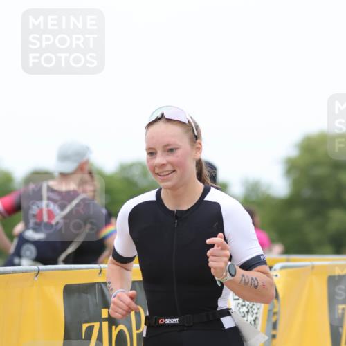 22.06.2025 - Viking Triathlon H.Heesch http://msf.ph/oto/8095013 22.06.2025 15:25:37 Laufen 22, 44, 343 meine-sportfotos.de