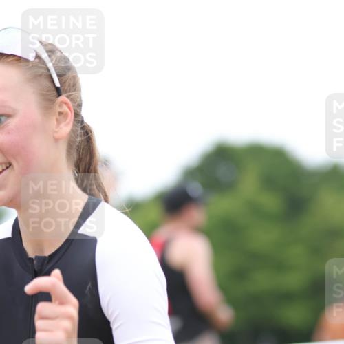 22.06.2025 - Viking Triathlon H.Heesch http://msf.ph/oto/8095049 22.06.2025 15:25:38 Laufen 22, 44, 343 meine-sportfotos.de