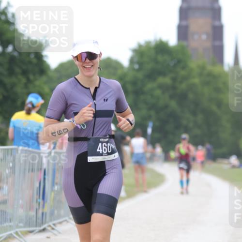 22.06.2025 - Viking Triathlon H.Heesch http://msf.ph/oto/8095091 22.06.2025 15:25:46 Laufen 44, 460 meine-sportfotos.de