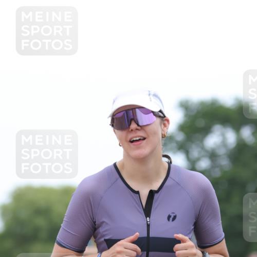 22.06.2025 - Viking Triathlon H.Heesch http://msf.ph/oto/8095117 22.06.2025 15:25:48 Laufen 460 meine-sportfotos.de