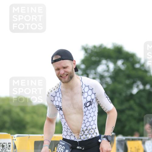 22.06.2025 - Viking Triathlon H.Heesch http://msf.ph/oto/8095187 22.06.2025 16:10:05 Laufen 396, 605 meine-sportfotos.de