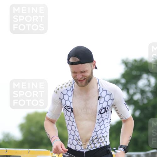 22.06.2025 - Viking Triathlon H.Heesch http://msf.ph/oto/8095216 22.06.2025 16:10:05 Laufen 396, 605 meine-sportfotos.de