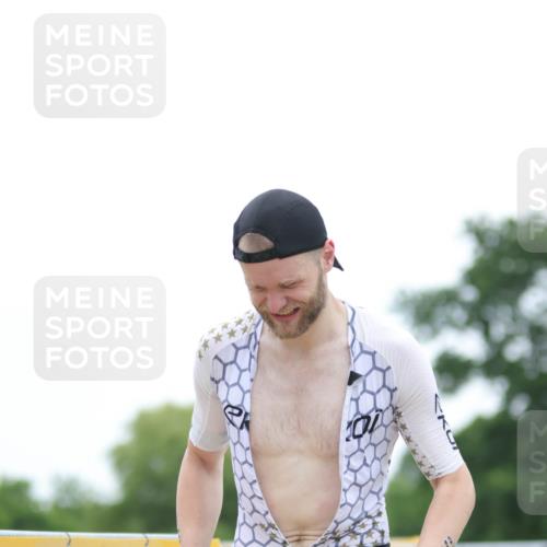 22.06.2025 - Viking Triathlon H.Heesch http://msf.ph/oto/8095226 22.06.2025 16:10:06 Laufen 396, 605 meine-sportfotos.de