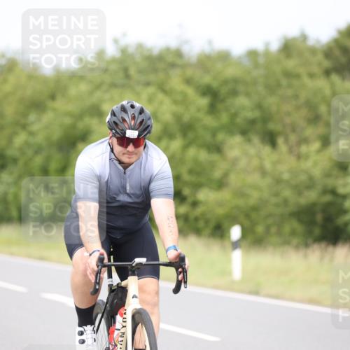 22.06.2025 - Viking Triathlon Yannick Fuchs http://msf.ph/oto/8095300 22.06.2025 14:14:01 Radfahren 303 meine-sportfotos.de