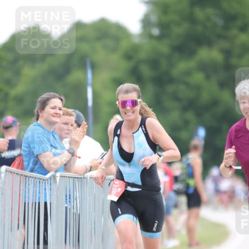 22.06.2025 - Viking Triathlon H.Heesch http://msf.ph/oto/8095305 22.06.2025 16:10:10 Laufen 396, 605 meine-sportfotos.de