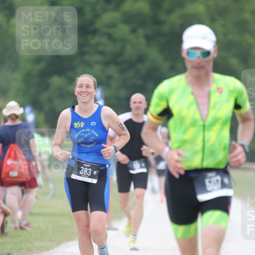 22.06.2025 - Viking Triathlon H.Heesch http://msf.ph/oto/8095323 22.06.2025 15:26:56 Laufen 110, 370, 375, 383, 507 meine-sportfotos.de