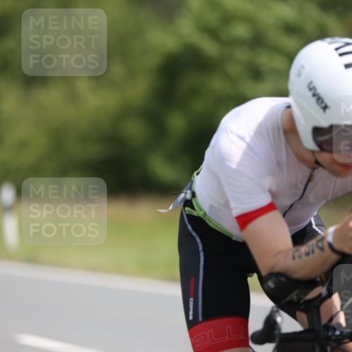 22.06.2025 - Viking Triathlon Yannick Fuchs http://msf.ph/oto/8095376 22.06.2025 11:57:55 Radfahren 5, 219, 229, 242, 271, 284, 294, 343, 429, 486 meine-sportfotos.de